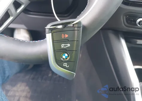 2025 BMW M340Xi xDrive из США, поврежденный, VIN 3MW69FT05S8F40982